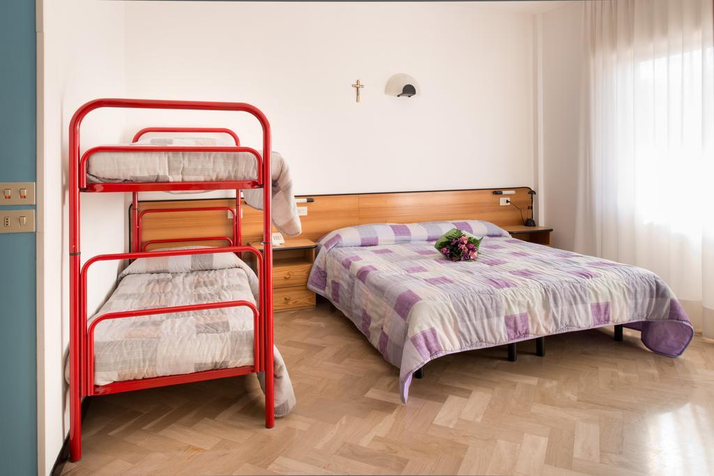 Hotel Crocenzi San Marino Luaran gambar